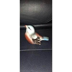 WIEN KERAMOS ART NOUVEAU Young BLUE TITMOUSE Tail Up Ceramic BIRD FIGURINE 1920s